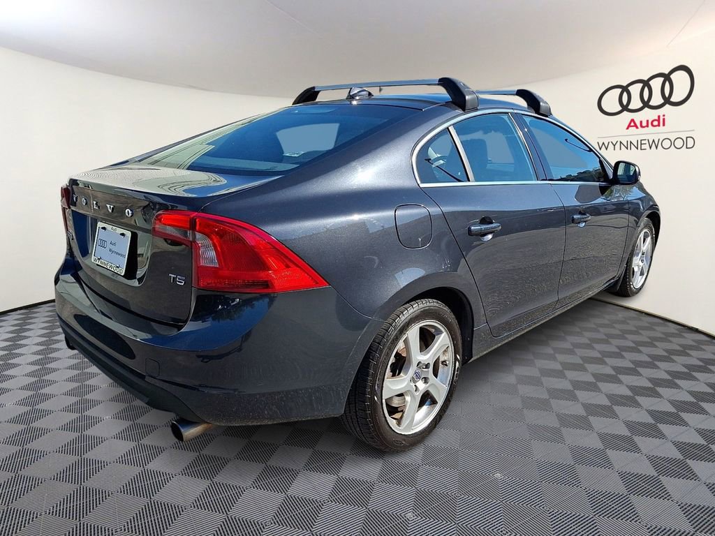 Used 2012 Volvo S60 T5 w/ Climate Pkg FWD image 6