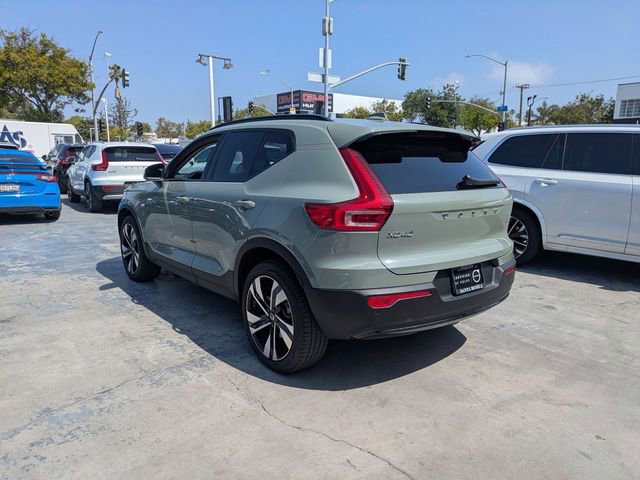 Used 2025 Volvo XC40 B5 Ultra w/ Climate Package AWD/4WD image 5