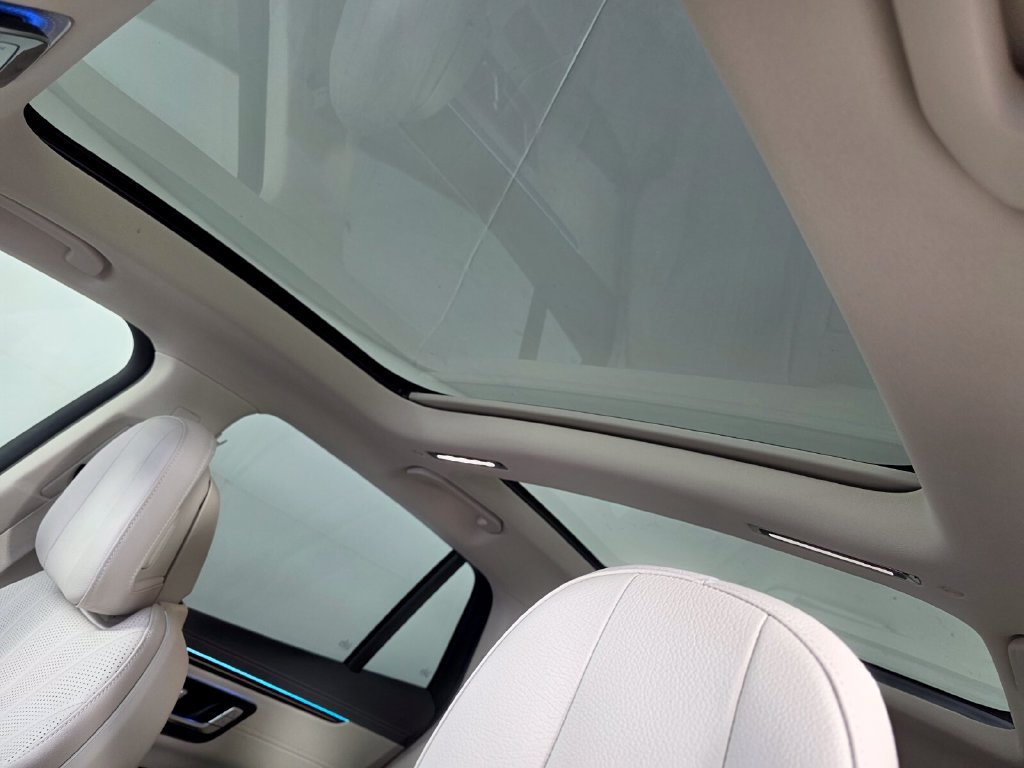 Certified 2023 Mercedes-Benz EQS 450+ SUV image 12