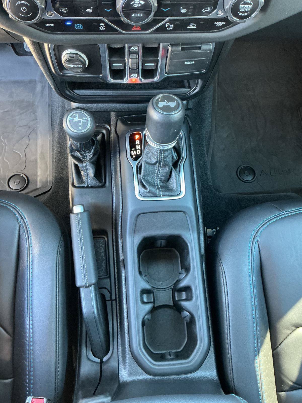 Used 2024 Jeep Wrangler High Altitude AWD/4WD image 13