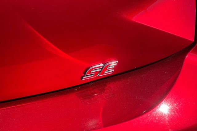 Used 2024 Toyota Corolla SE w/ SE Package image 36