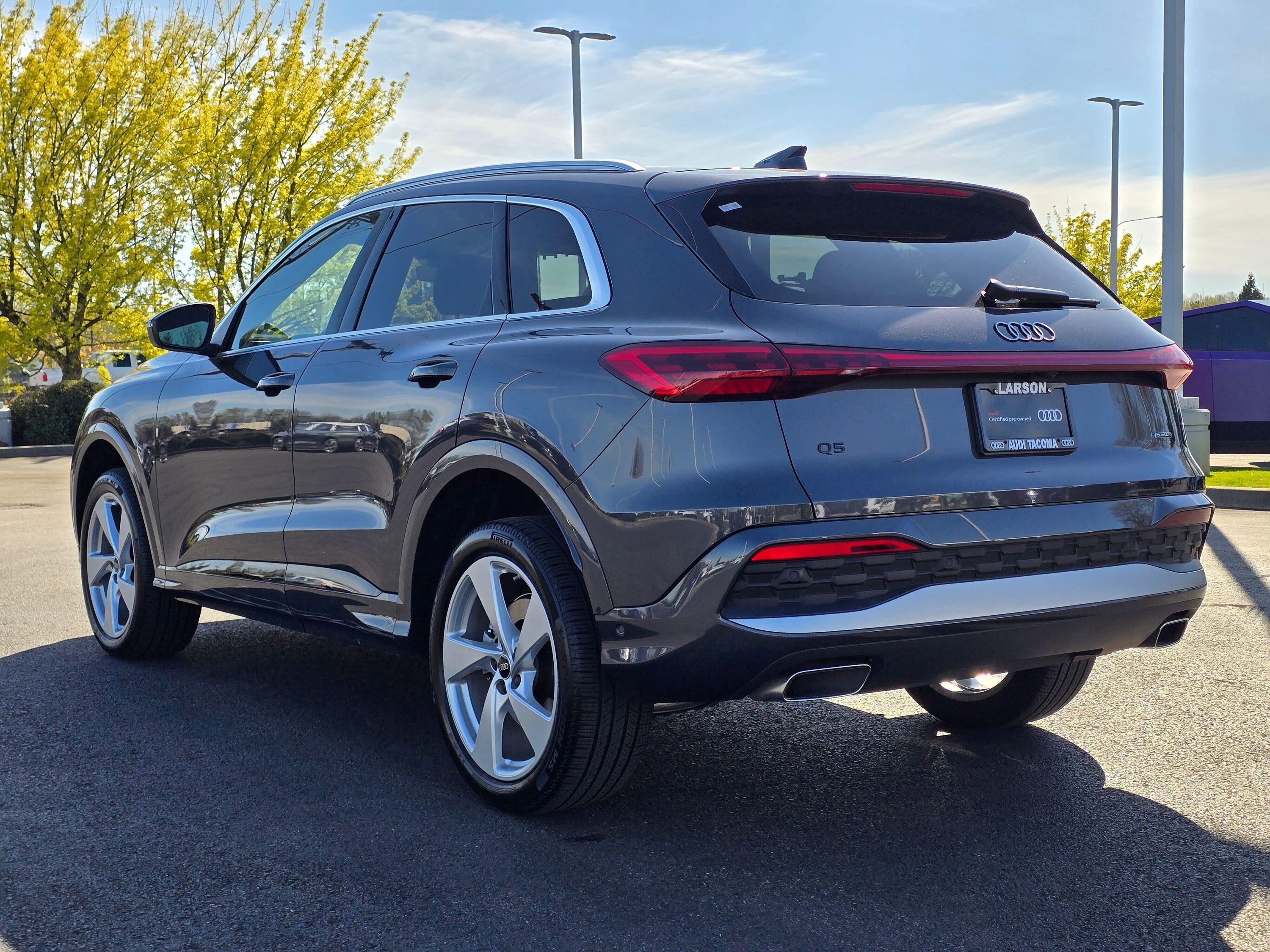 Certified 2025 Audi Q5 Premium Plus w/ Premium Plus image 4