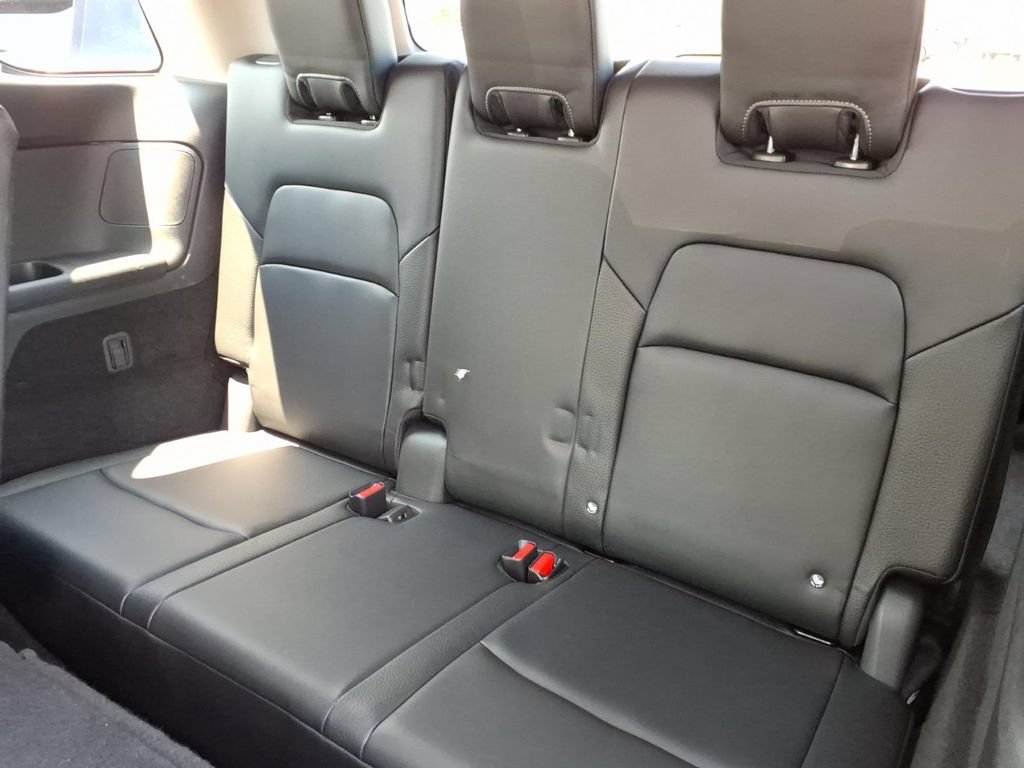 Certified 2024 Nissan Pathfinder SL AWD/4WD image 14