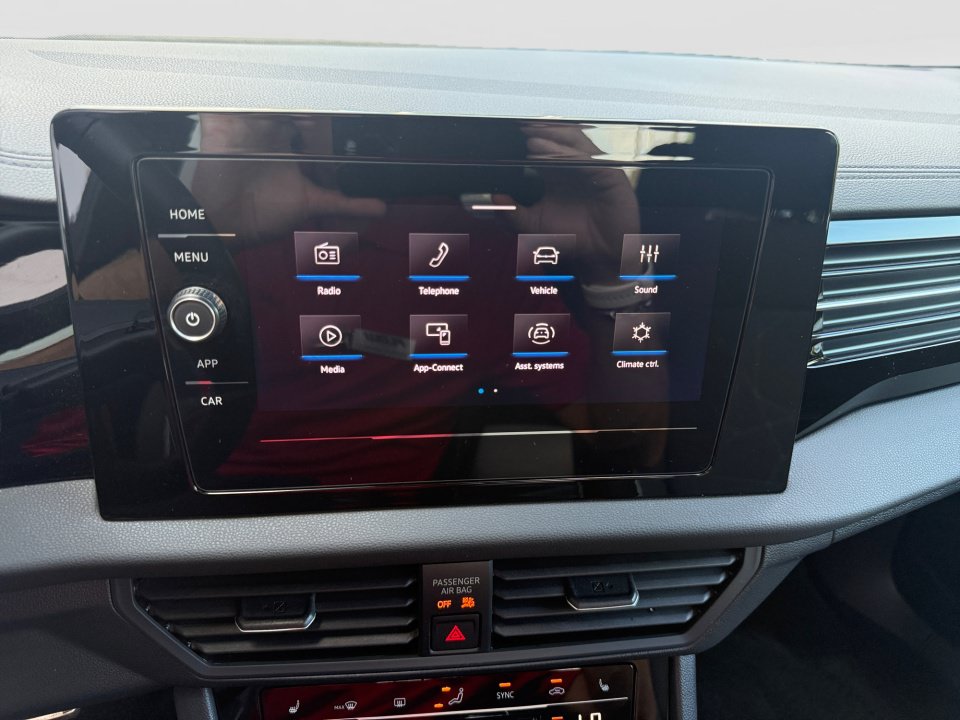 Used 2026 Volkswagen Jetta Sport FWD image 17