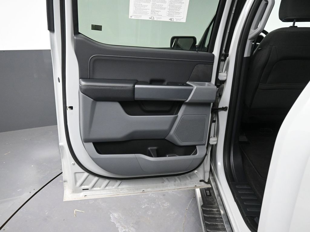 Used 2024 Ford F150 XLT w/ Mobile Office Package image 25