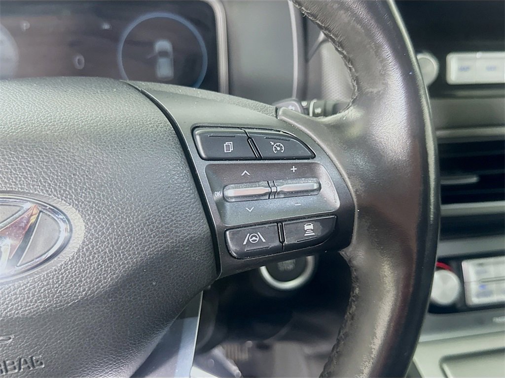 Used 2022 Hyundai Kona Limited image 13