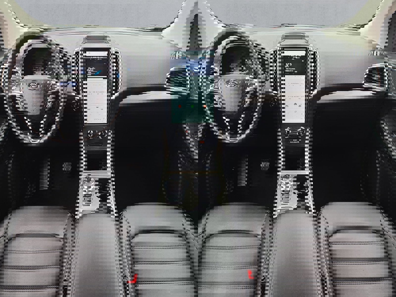 Used 2023 Ford Edge SEL w/ Convenience Package image 9