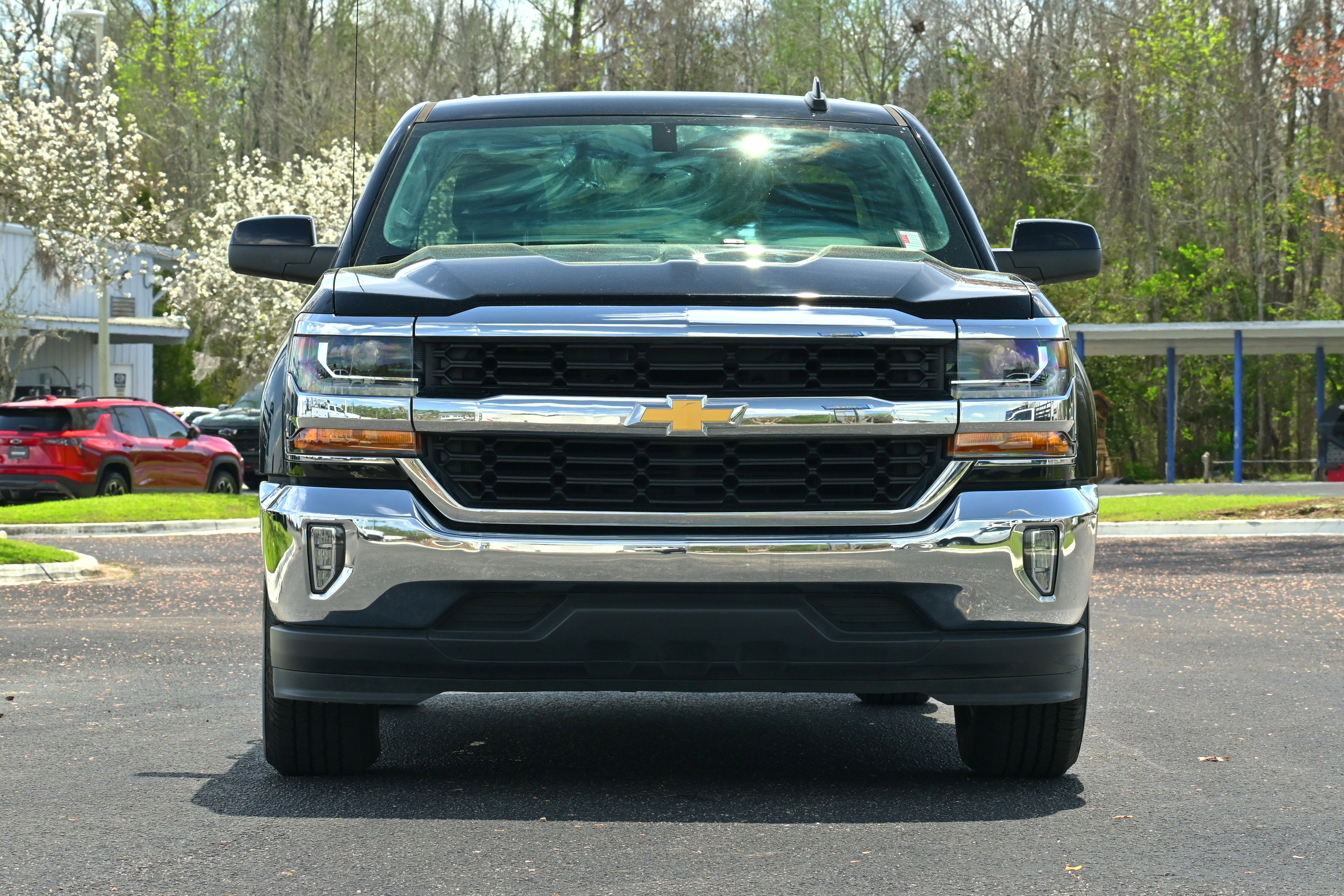 Used 2018 Chevrolet Silverado 1500 LT w/ All Star Edition image 27