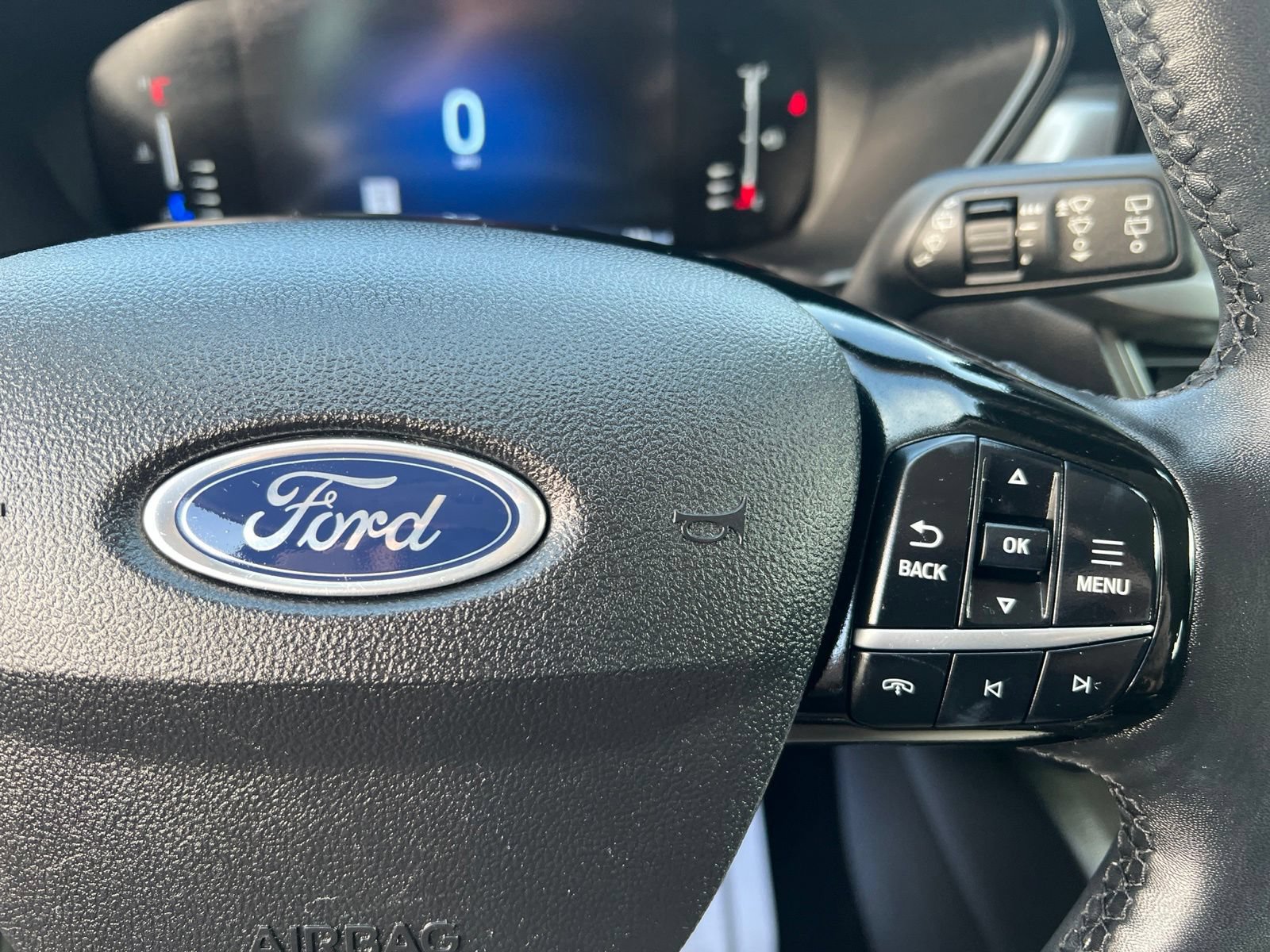 Used 2023 Ford Escape Active w/ Tech Pack #1 AWD/4WD image 23