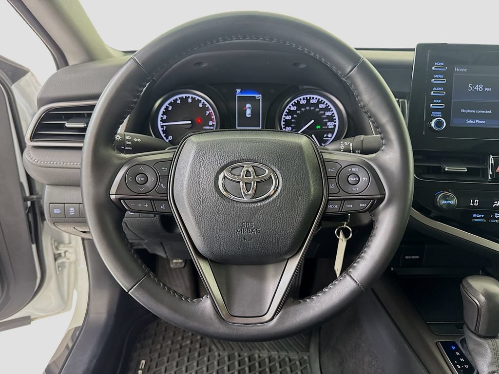 Used 2024 Toyota Camry SE FWD image 13