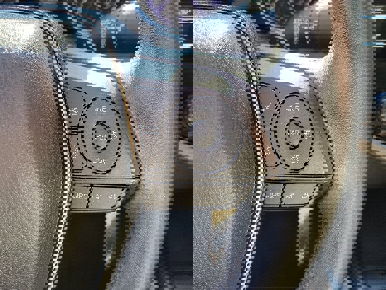 Used 2019 Toyota Camry SE image 22