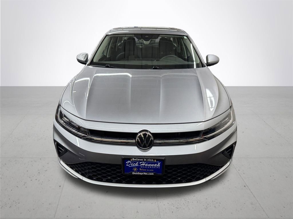 Used 2025 Volkswagen Jetta S image 10