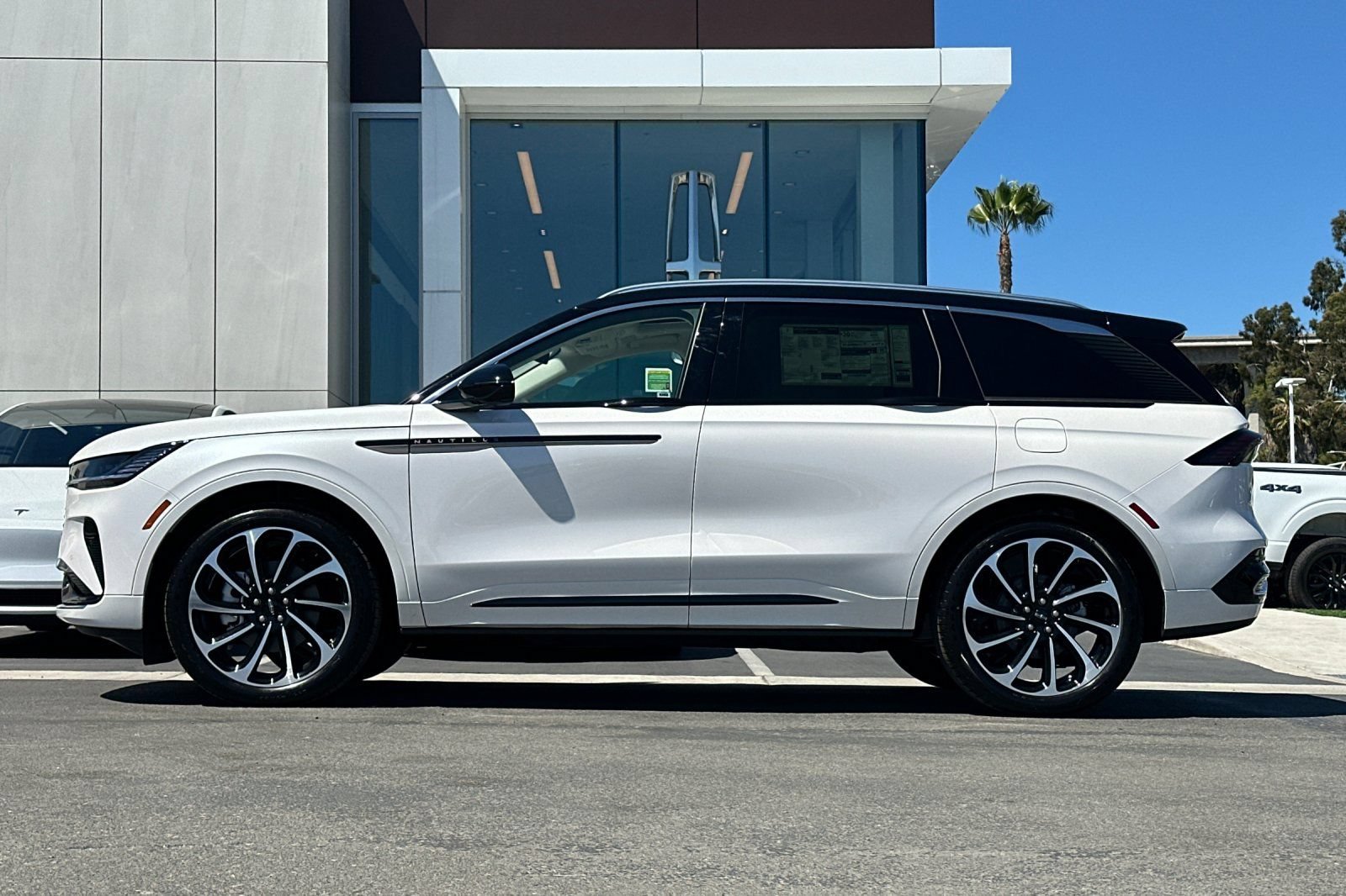 New 2026 Lincoln Nautilus Black Label AWD/4WD image 6