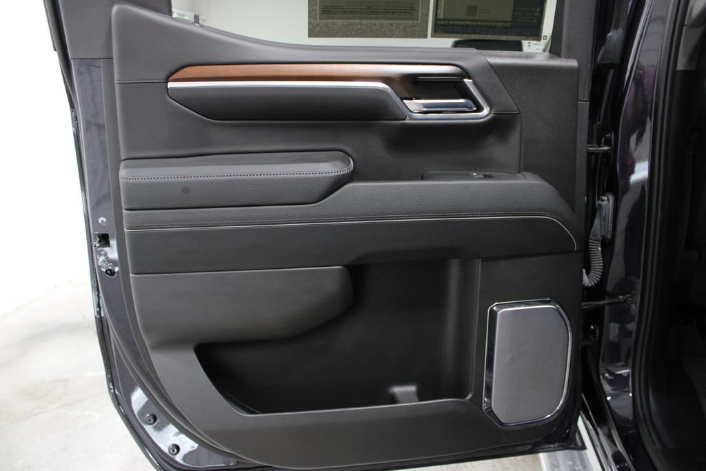 Used 2024 GMC Sierra 1500 Denali AWD/4WD image 23