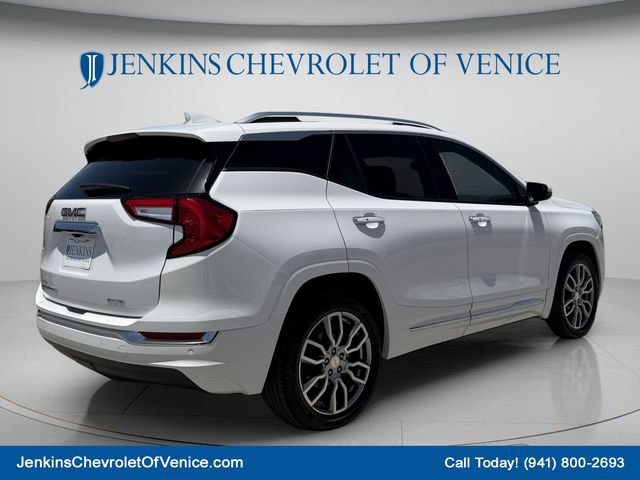 Used 2023 GMC Terrain Denali AWD/4WD image 5