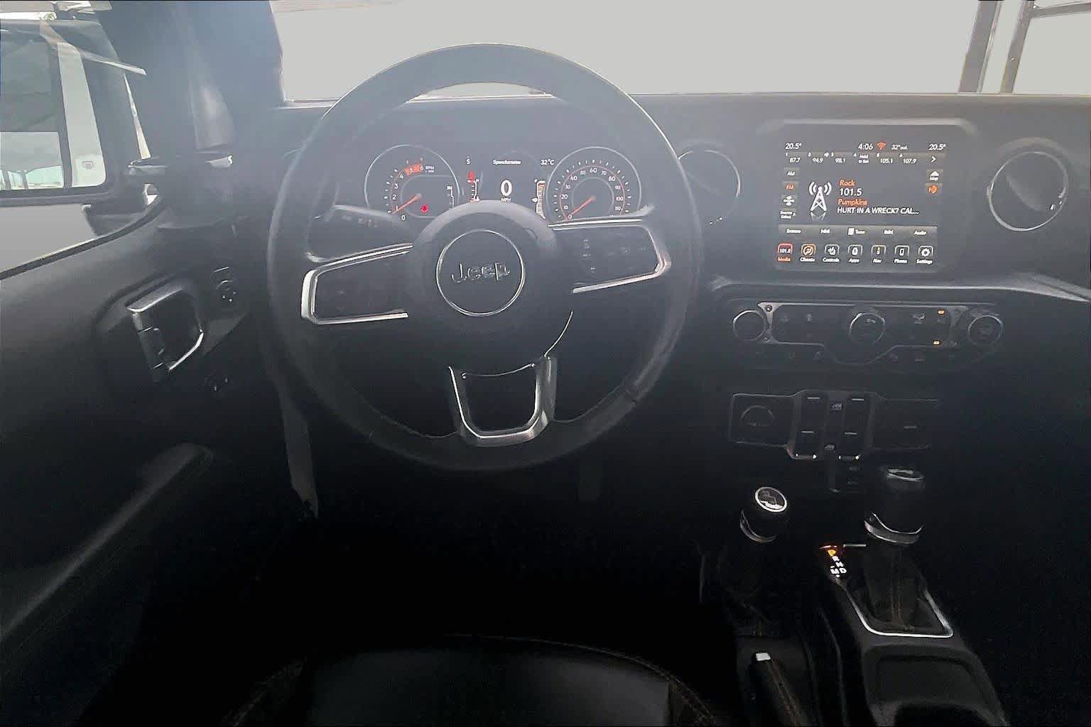Used 2021 Jeep Wrangler Unlimited Sahara AWD/4WD image 6