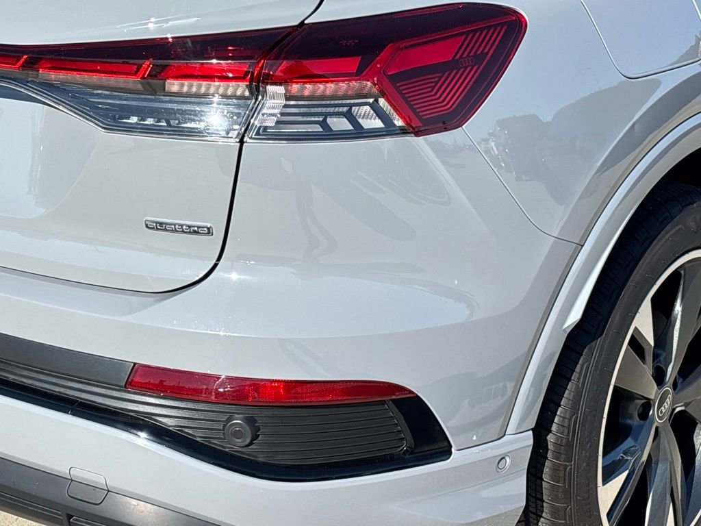 Used 2024 Audi Q4 e-tron Premium Plus w/ Premium Plus image 6