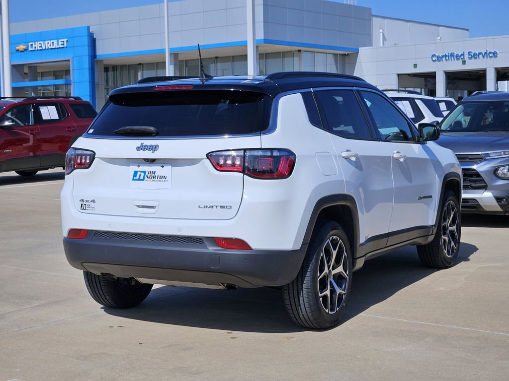 Used 2025 Jeep Compass Limited AWD/4WD image 9