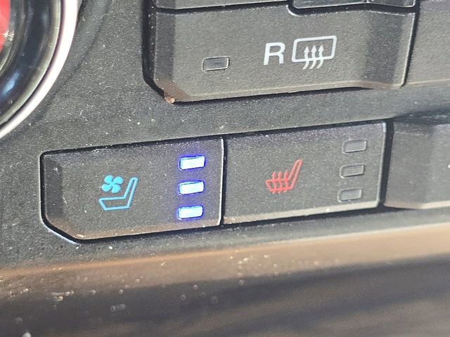 Certified 2018 Ford F150 Lariat w/ Equipment Group 502A Luxury image 5