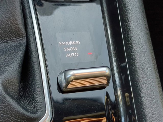 Used 2024 Jeep Compass Latitude image 26