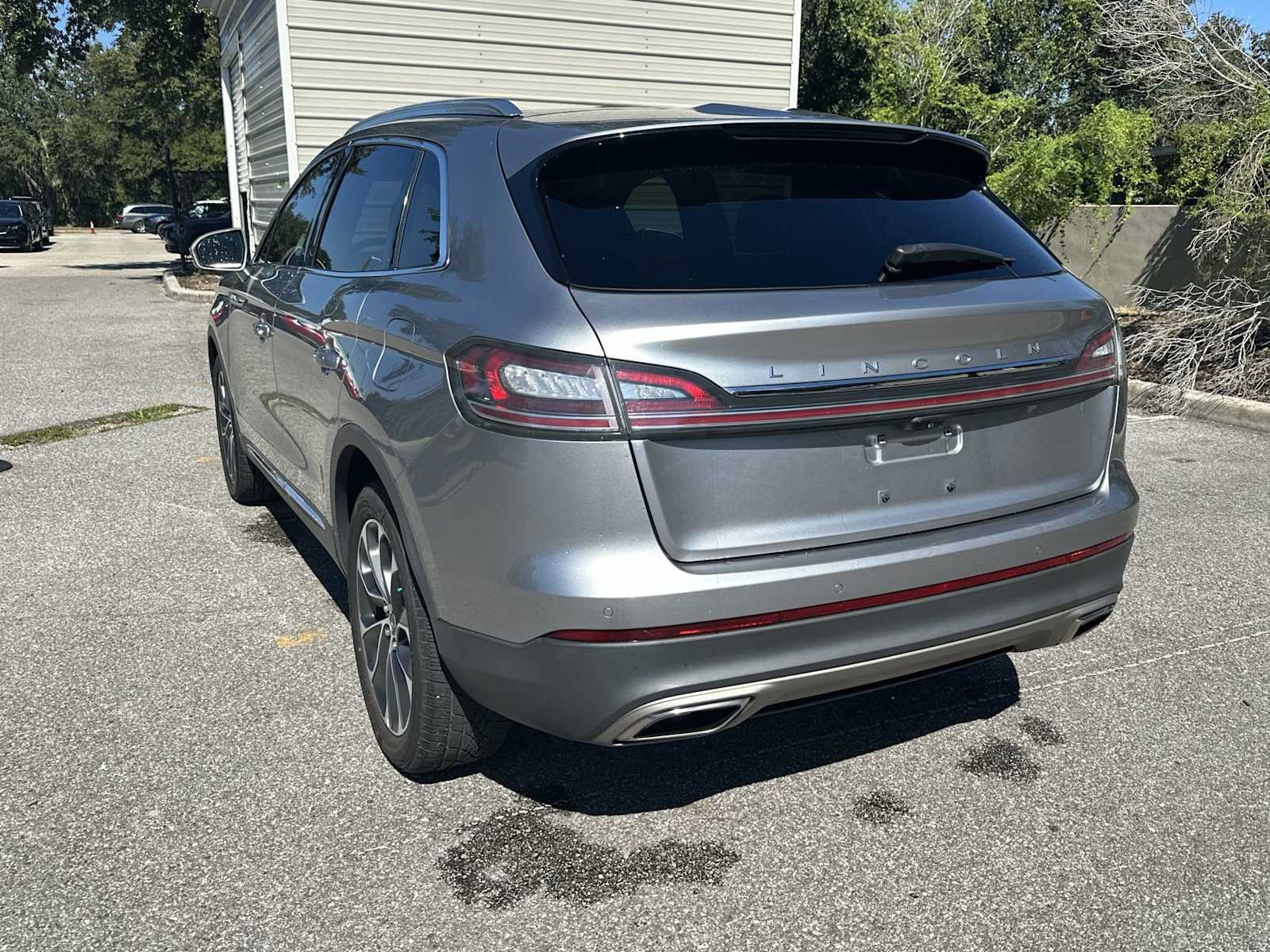 Used 2021 Lincoln Nautilus Reserve FWD image 4