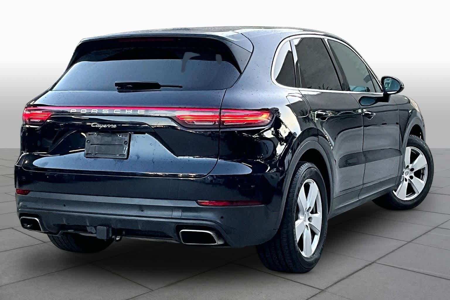 Used 2019 Porsche Cayenne AWD/4WD image 12