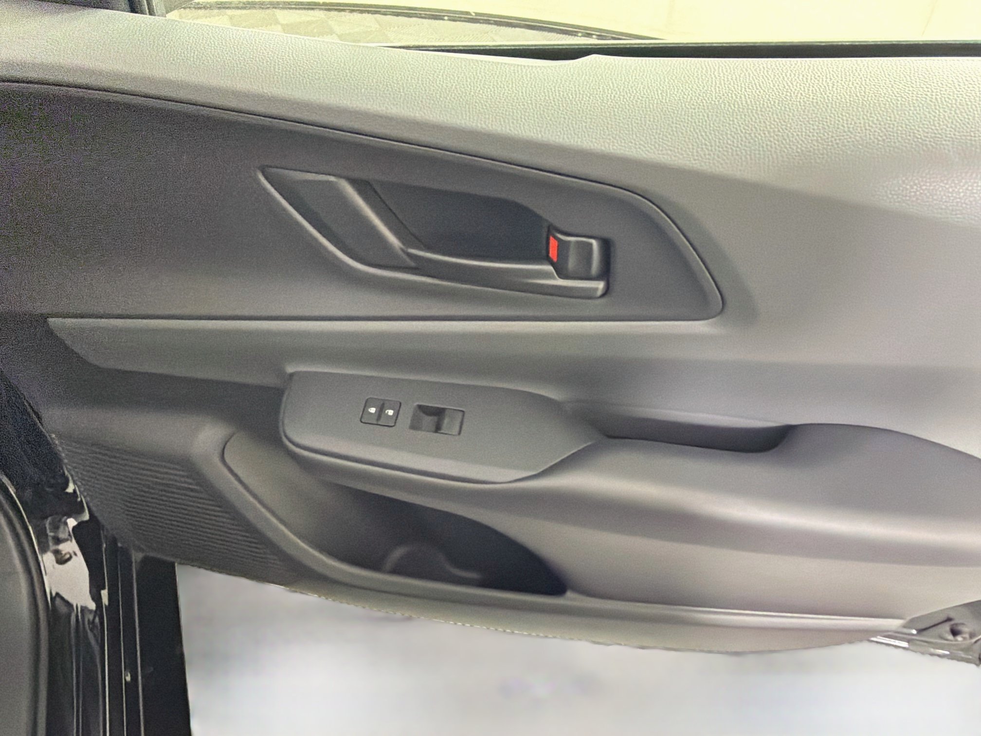 Used 2026 Toyota Prius LE FWD image 29