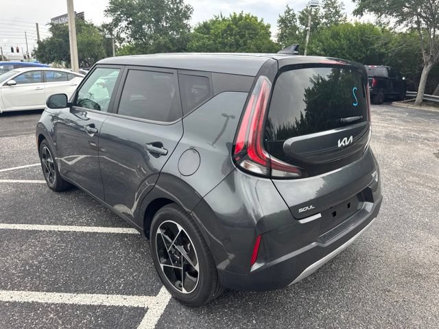 Used 2023 Kia Soul EX FWD image 6