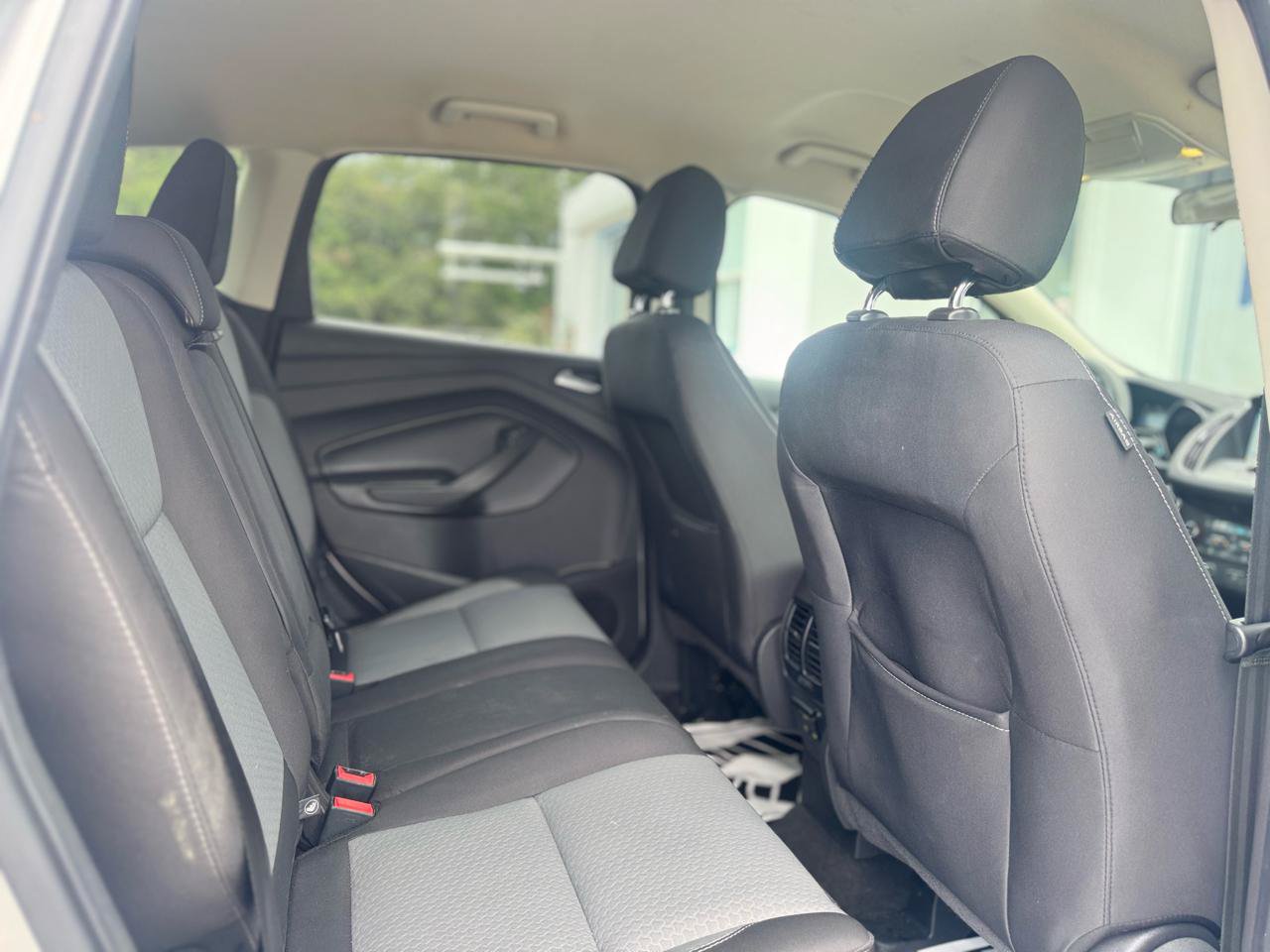 Used 2017 Ford Escape SE w/ Equipment Group 201A FWD image 50