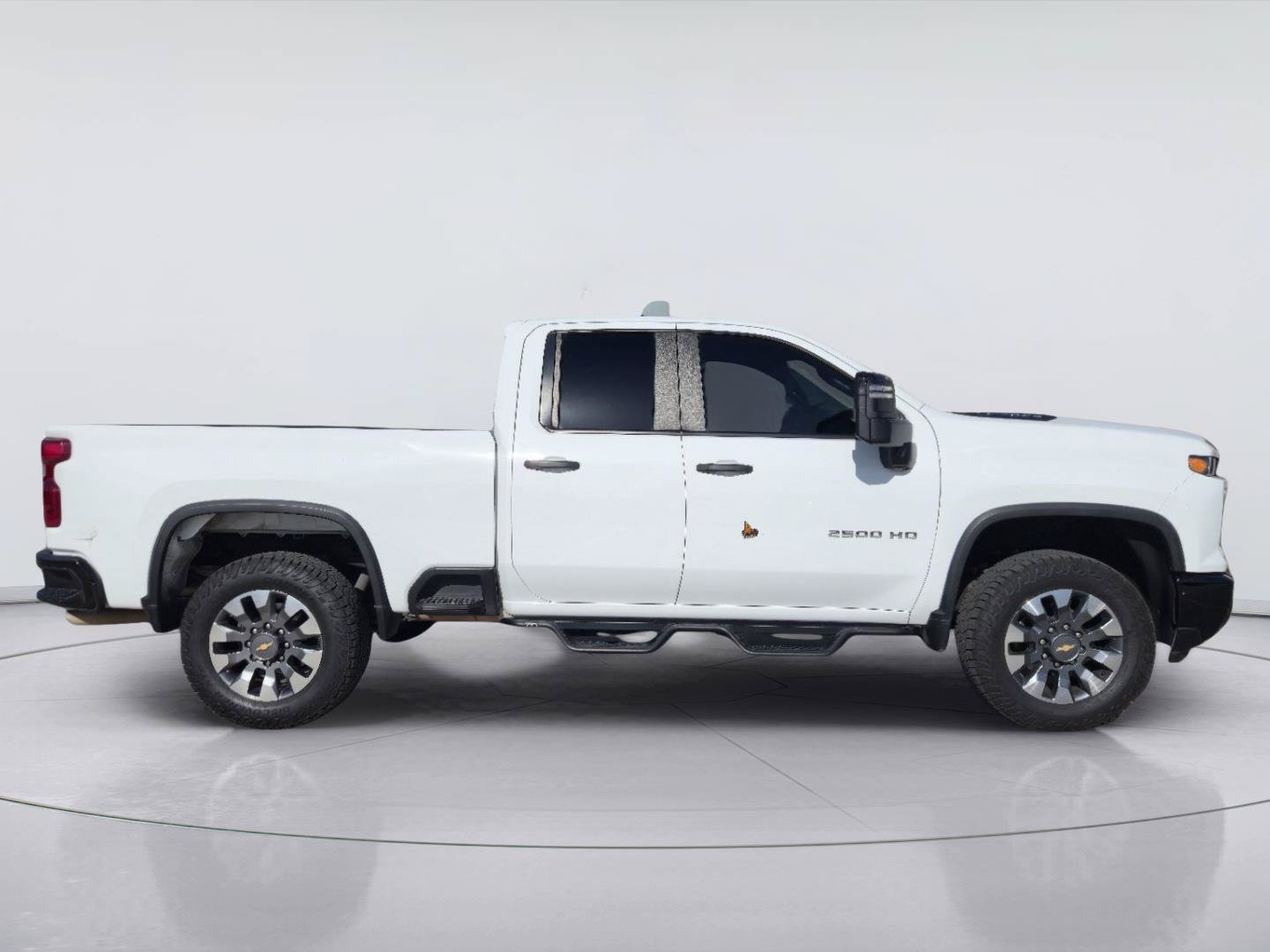 Used 2024 Chevrolet Silverado 2500 Custom w/ Custom Value Package RWD image 5