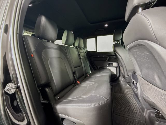Certified 2023 Land Rover Defender 130 X-Dynamic SE AWD/4WD image 30
