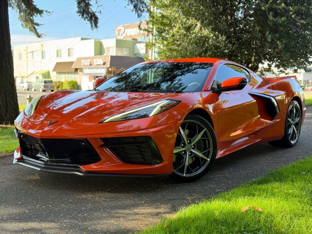 Used 2020 Chevrolet Corvette Stingray Preferred Cpe w/ 2LT Preferred Equipment Group RWD image 1