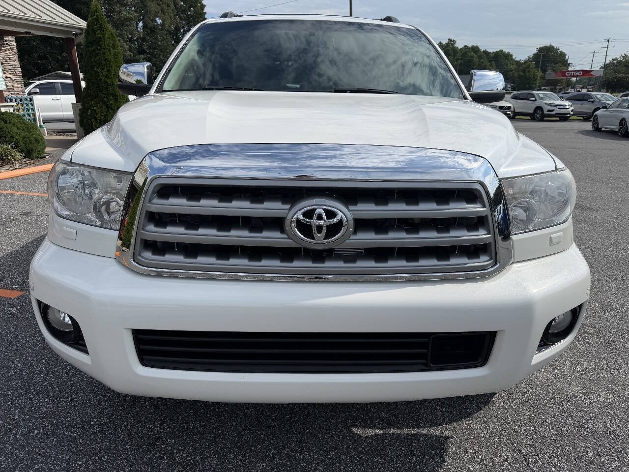 Used 2014 Toyota Sequoia Platinum AWD/4WD image 4