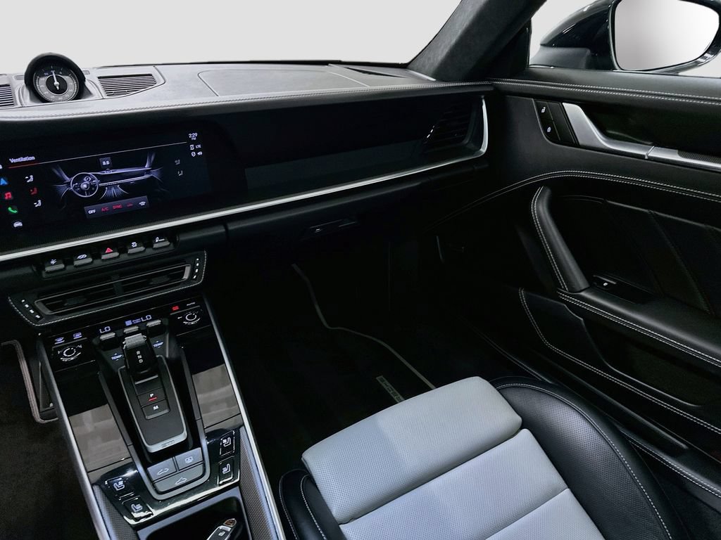 Certified 2023 Porsche 911 Turbo AWD/4WD image 24