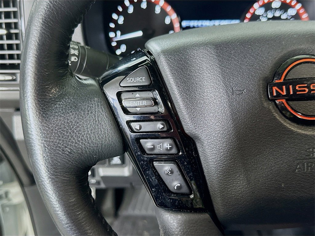 Used 2022 Nissan Frontier PRO-4X w/ Pro-4X Premium Package image 22
