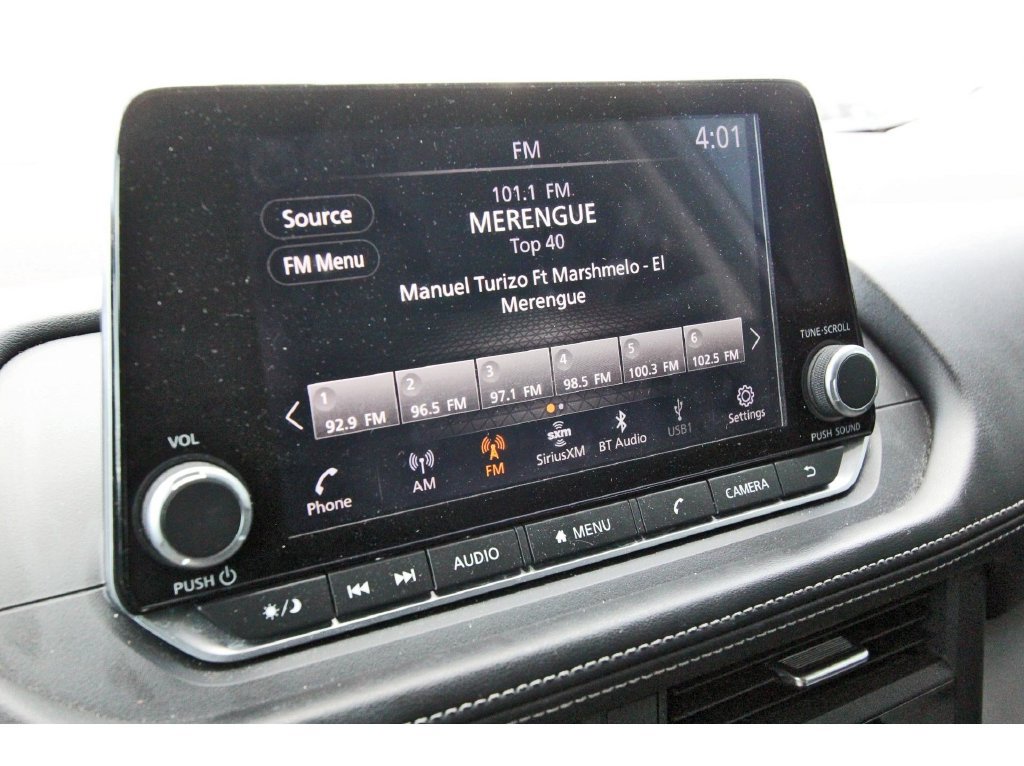 Used 2023 Nissan Rogue SV FWD image 27