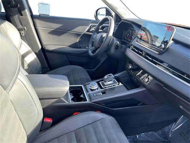 Used 2024 Mitsubishi Outlander SE image 20