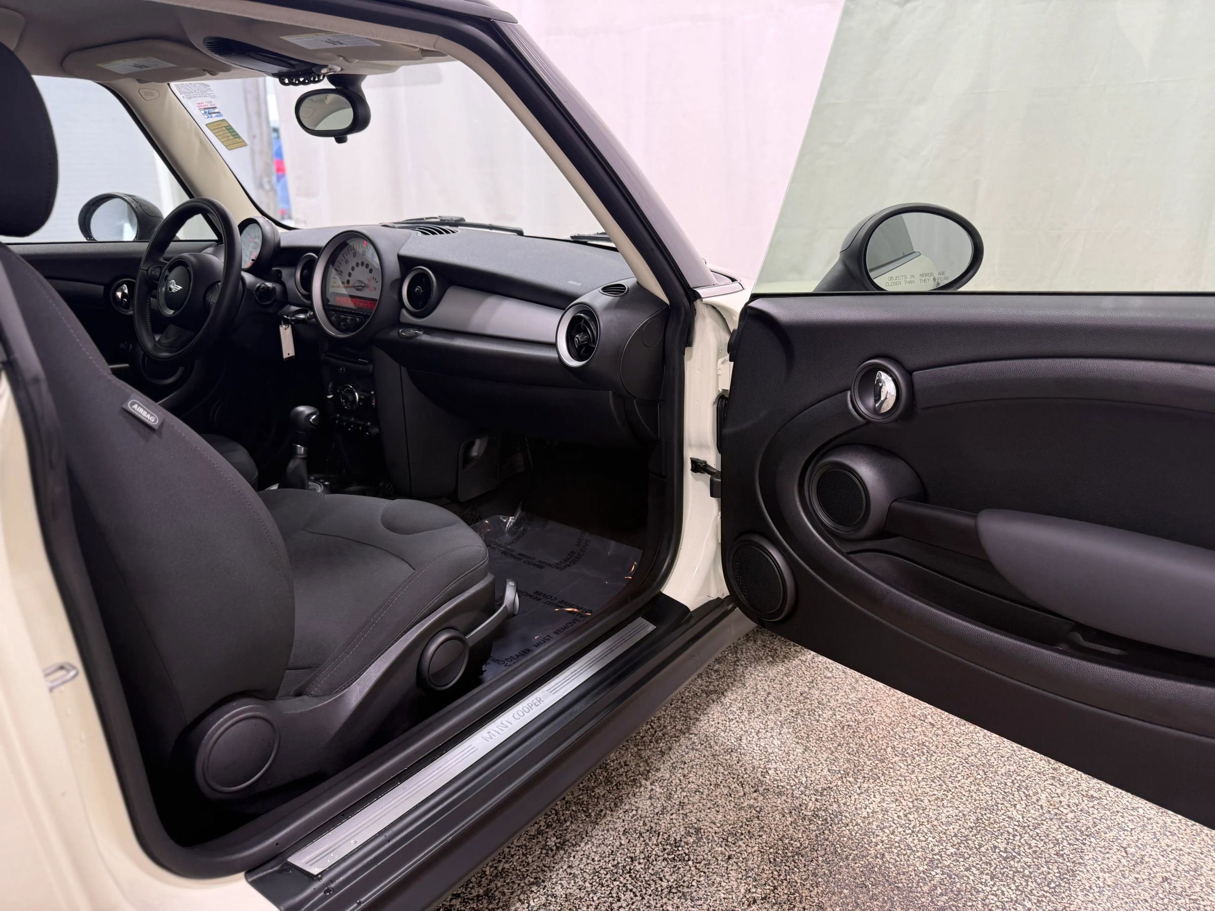 Used 2013 MINI Cooper Hardtop image 22
