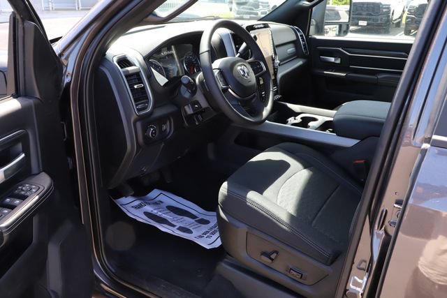 New 2026 RAM 2500 Big Horn AWD/4WD image 12