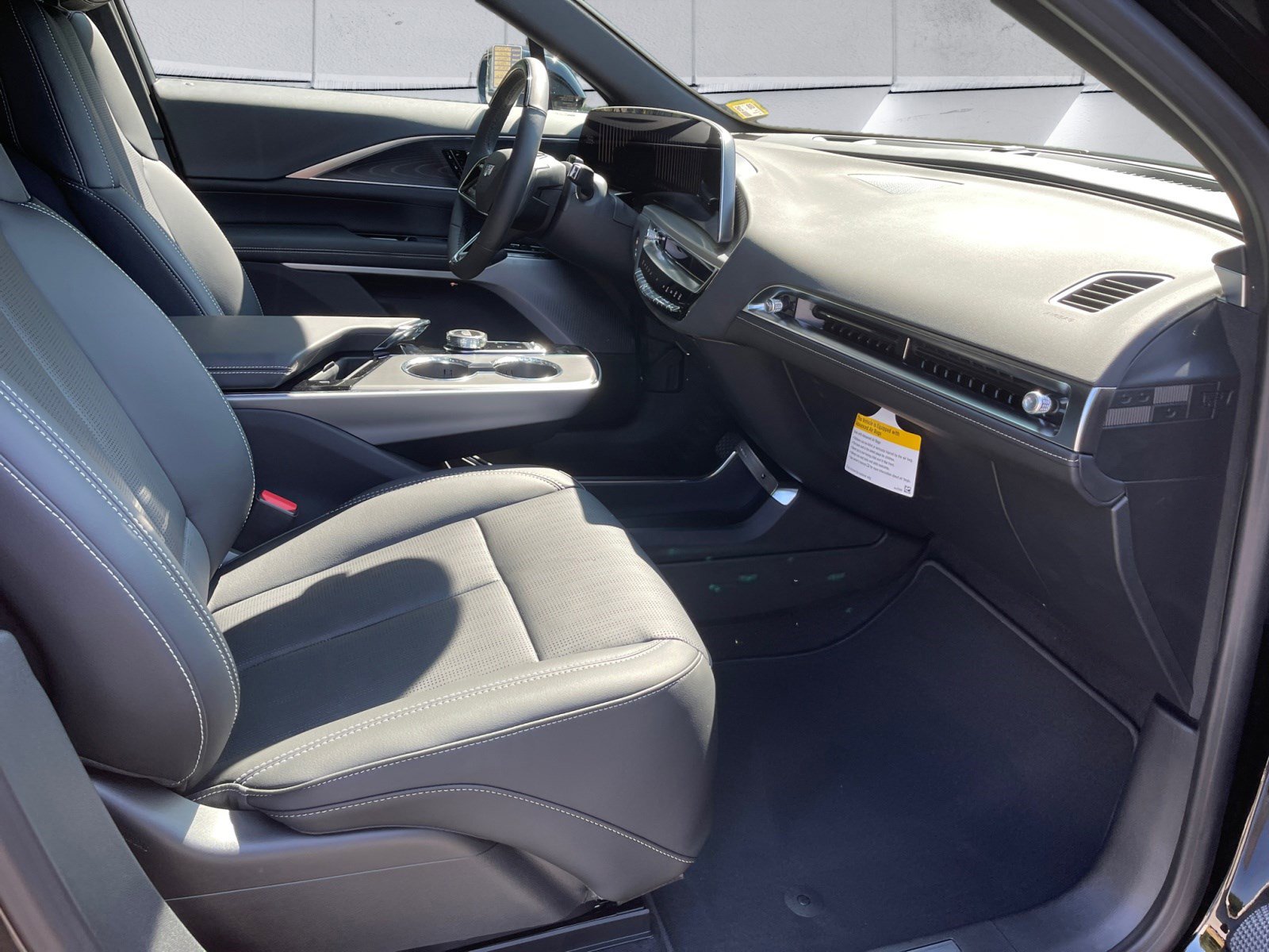New 2025 Cadillac Lyriq Sport AWD/4WD image 16