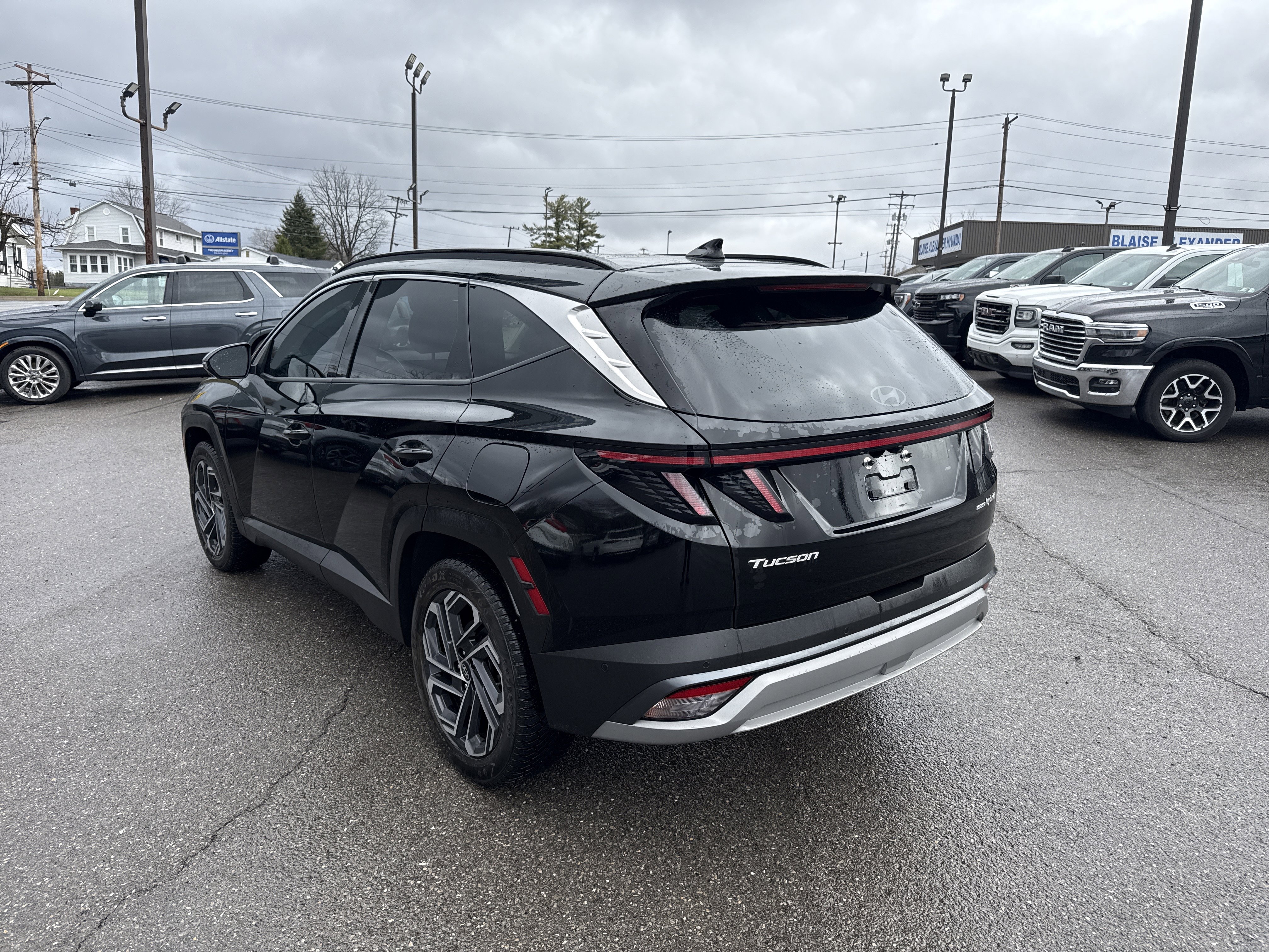 Used 2025 Hyundai Tucson Limited AWD/4WD image 6