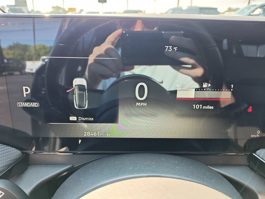 Used 2025 Nissan Kicks SR AWD/4WD image 20