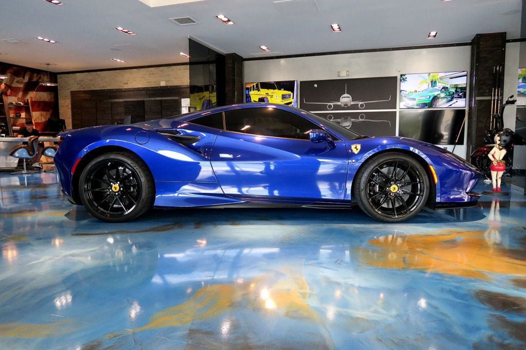 Used 2020 Ferrari F8 Tributo RWD image 11