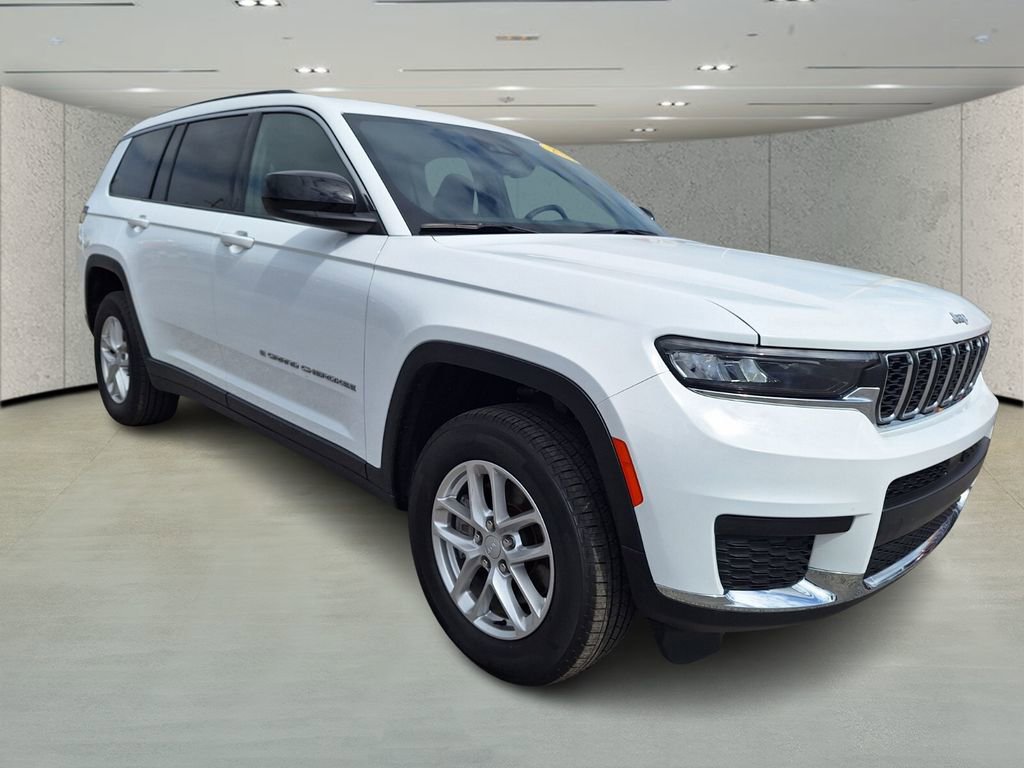 Used 2025 Jeep Grand Cherokee L Laredo image 7