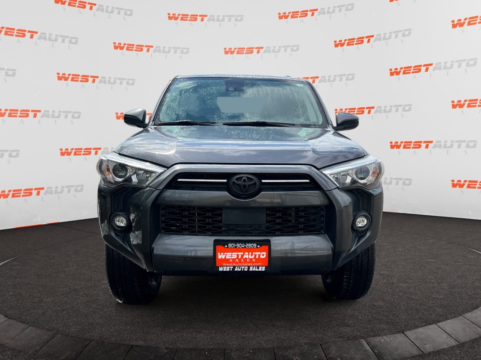 Used 2022 Toyota 4Runner SR5 AWD/4WD image 8