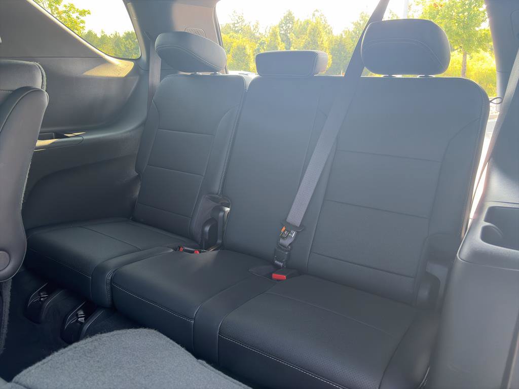 Certified 2026 Chevrolet Traverse LT AWD/4WD image 24