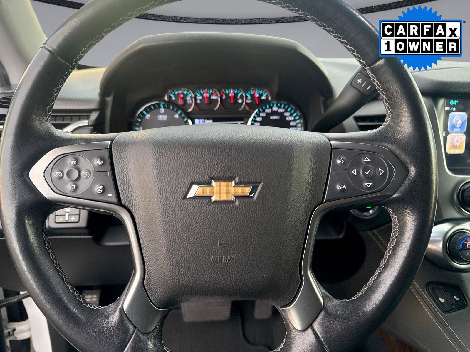 Used 2019 Chevrolet Suburban LT w/ Luxury Package image 12