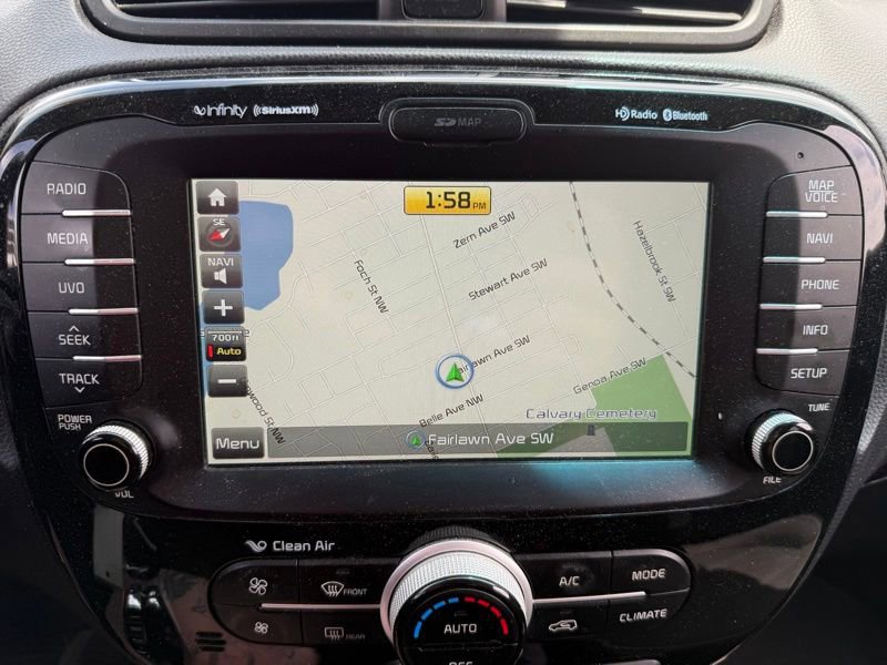 Used 2016 Kia Soul + w/ Audio Package FWD image 13