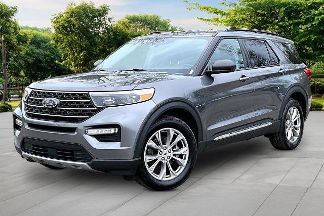 Certified 2023 Ford Explorer XLT w/ Equipment Group 202A AWD/4WD image 11