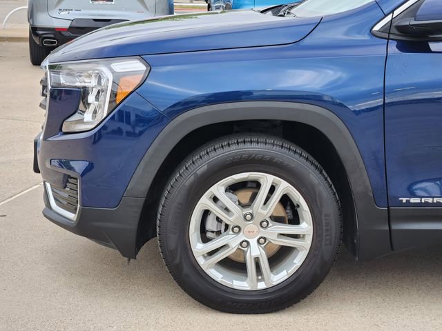 Used 2022 GMC Terrain SLE w/ Driver Convenience Package AWD/4WD image 15